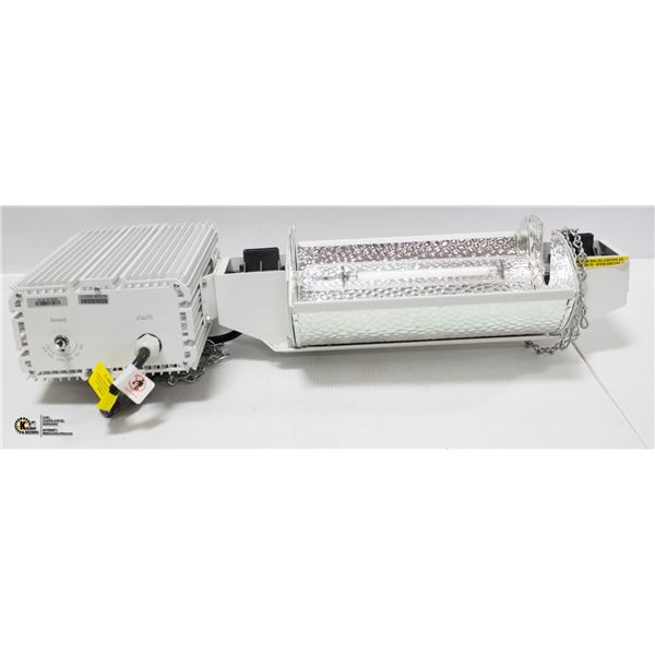 1000W FIXTURE 120-240V INCLUDES LAMP, REFLECTOR