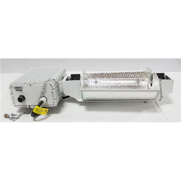 1000W FIXTURE 120-240V INCLUDES LAMP, REFLECTOR