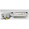 Image 1 : 1000W FIXTURE 120-240V INCLUDES LAMP, REFLECTOR