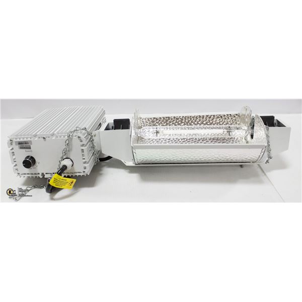 1000W FIXTURE 120-240V INCLUDES LAMP, REFLECTOR