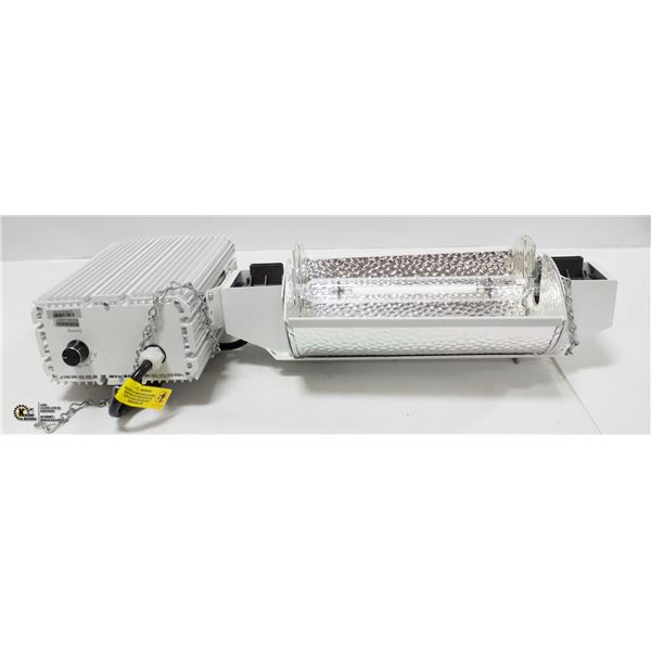 1000W FIXTURE 120-240V INCLUDES LAMP, REFLECTOR