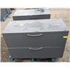 Image 1 : LOT OF 2 GREY 2-DRAWER LATERAL FILING CABINETS