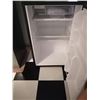 Image 2 : Igloo Bar Fridge -- Model No. FR465