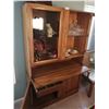 Image 2 : Dining Room Hutch