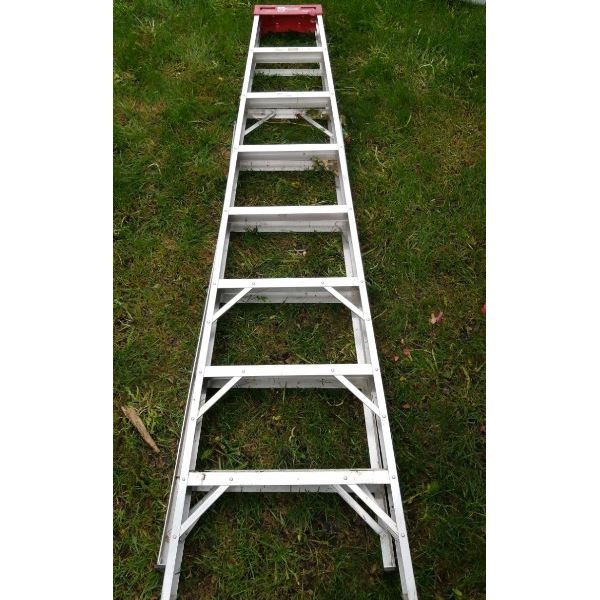 Reynolds Medium Duty Aluminum 8' Ladder