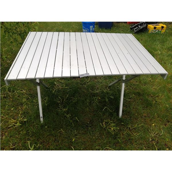 Collapsible Metal Table