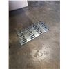 Image 5 : 2 CASES OF 100 2X4 INCH MENDING PLATES (200) TOTAL