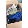 Image 3 : HAT COLLECTION IN 2 BOXES