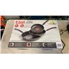 Image 6 : OSTER SCTX SERIES 12 CUP COFFEE MAKER AND SET OF 3 TFAL PANS