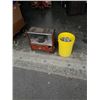 Image 1 : KEROSENE HEATER AND BUCKET OF CHAIN LINK FENCE CONNECTORS