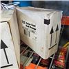 Image 2 : 2 BOXES OF NEW TCUT COLOR FAST CAR POLISH (12 BOTTLES)