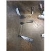 Image 3 : CASE OF 200 TRIPLE 2X6 JOIST HANGERS