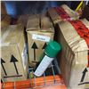 Image 3 : LOT OF 24 NEW 1 LITER BOTTLE OF VARIOMORPIC SYSTEM POLISH AND 2 BOXES OF FLASH DASH CLEANER