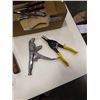 Image 3 : TRAY OF TOOLS