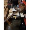 Image 1 : 2 FOLDING TV TRAYS AND 2 WASHROOM STAKE SIGNS