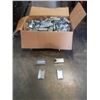 Image 1 : CASE OF 300 FENCE CLIPS