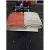 Image 1 : ORANGE AND WHITE TARPS