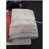 Image 2 : ORANGE AND WHITE TARPS