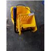 Image 2 : MOP BUCKET WITH NEW CASTERS