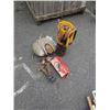 Image 1 : ROOFING HAMMER, SANDBLASTING HELMET, SHUTOFF VALVES AND TORCH WITH TANK