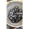 Image 2 : 3 BUCKETS OF HAMMER HEADS, PNEUMATIC TOOLS AND SHACKLES