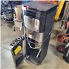 Image 2 : BLACK AND DECKER BOTTOM FEED STAINLESS WATER COOLER WORKING