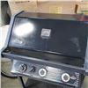 Image 2 : NAPOLEAN PROPANE BBQ