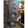 Image 10 : KENWOOD KR-X1000 SURROUND RECEIVER AND PAIR OF KENWOOD DUAL ZONE ADSS JL969 FLOOR SPEAKERS ALL WORKI