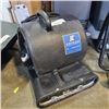 Image 1 : ESTEAM AIR MOVER WORKING