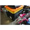 Image 1 : 5 TOTES AND 4 LIDS