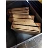Image 4 : METAL BOX WITH WOOD CRATES