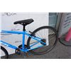 Image 3 : BLUE TREK BIKE