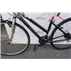 Image 2 : BLACK NO BRAND BIKE