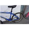 Image 3 : BLUE KONA BIKE
