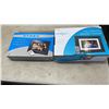 Image 1 : 2 7INCH DIGITAL PHOTO FRAMES WORKING WITH REMOTES