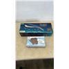 Image 1 : NEW WAHL LIGHTWEIGHT PERCUSSION MASSAGER WITH FOMI CLAY BEAD GLOVES