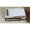 Image 3 : 450 VINTAGE POSTCARDS WITH 100 ANTIQUE PHOTOS