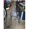 Image 2 : METAL STAND AND SMALL DECORATIVE METAL CHAIR PLANTER STAND