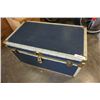 Image 2 : BLUE SHIPPING TRUNK