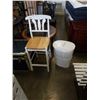 Image 1 : WHITE HAMPER AND STOOL