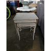 Image 2 : 3 NESTING PATIO TABLES