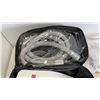 Image 8 : FISHER AND PAYKEL SLEEP STYLE 600 CPAP MACHINE WITH 2 NEW MASKS