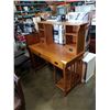 Image 1 : WOOD DESK WITH HUTCH
