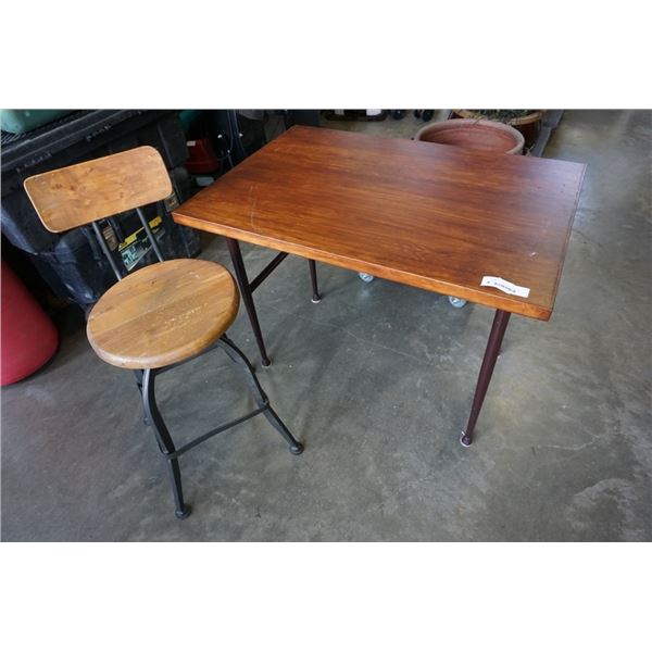 VINTAGE WOOD DESK AND STOOL