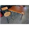 Image 1 : VINTAGE WOOD DESK AND STOOL