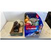 Image 1 : 2 BOXES OF HOME DECOR
