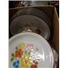 Image 3 : 9 MID CENTURY INTERNATIONAL STONEYBROOK SUMMERLOVE STONEWARE JAPAN PLATES AND GLUCKSTEIN HOME HAMPTO