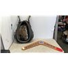Image 1 : HORSE COLLAR ART AND FOSTERS LAGER BOOMERANG WALL ART