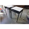 Image 5 : PAIR OF ENDTABLES WITH BLACK OR WHITE TOPS