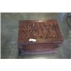 Image 2 : CARVED WOOD TRUNK